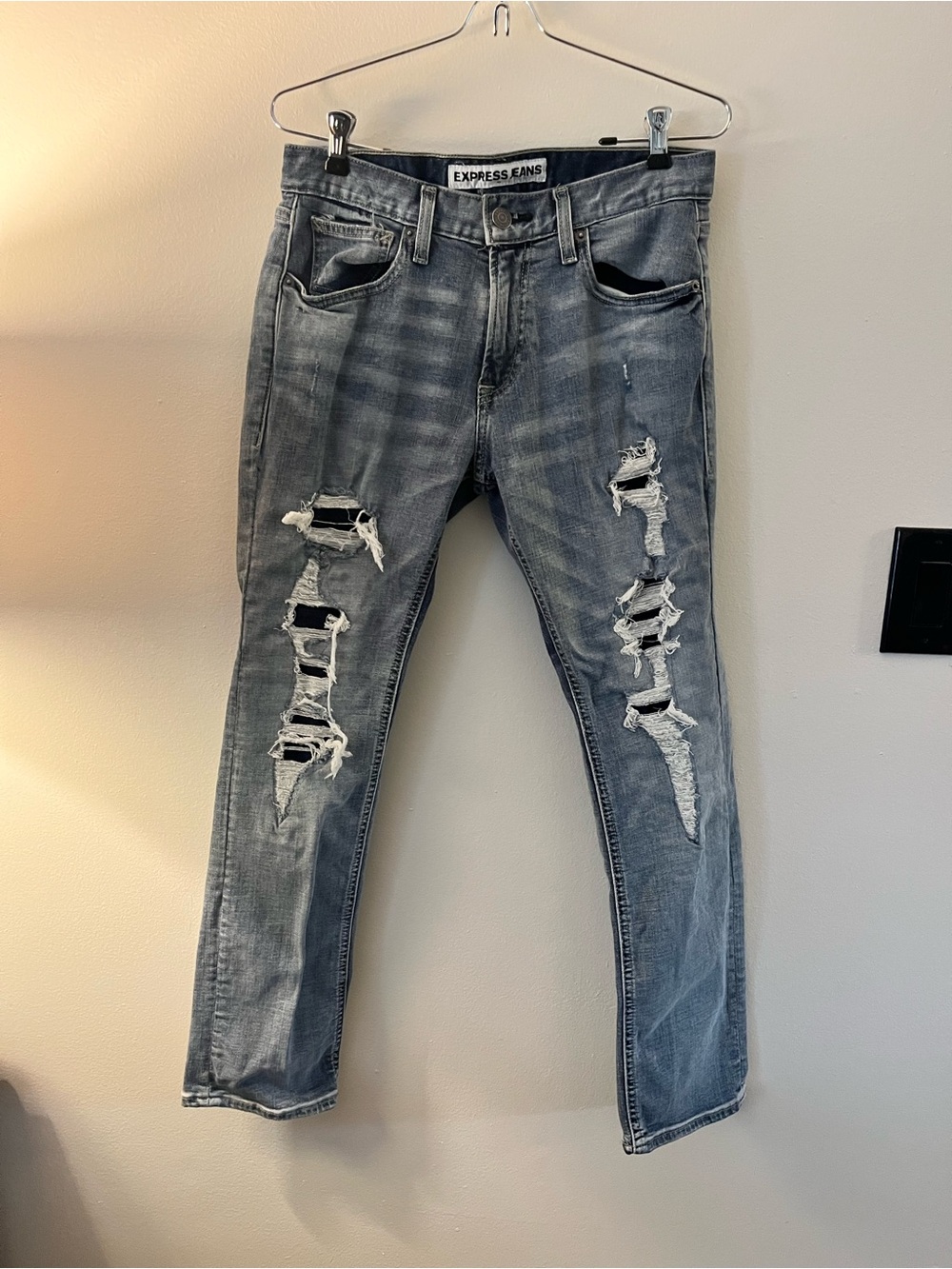 Men’s Express jeans skinny jeans 29x30.